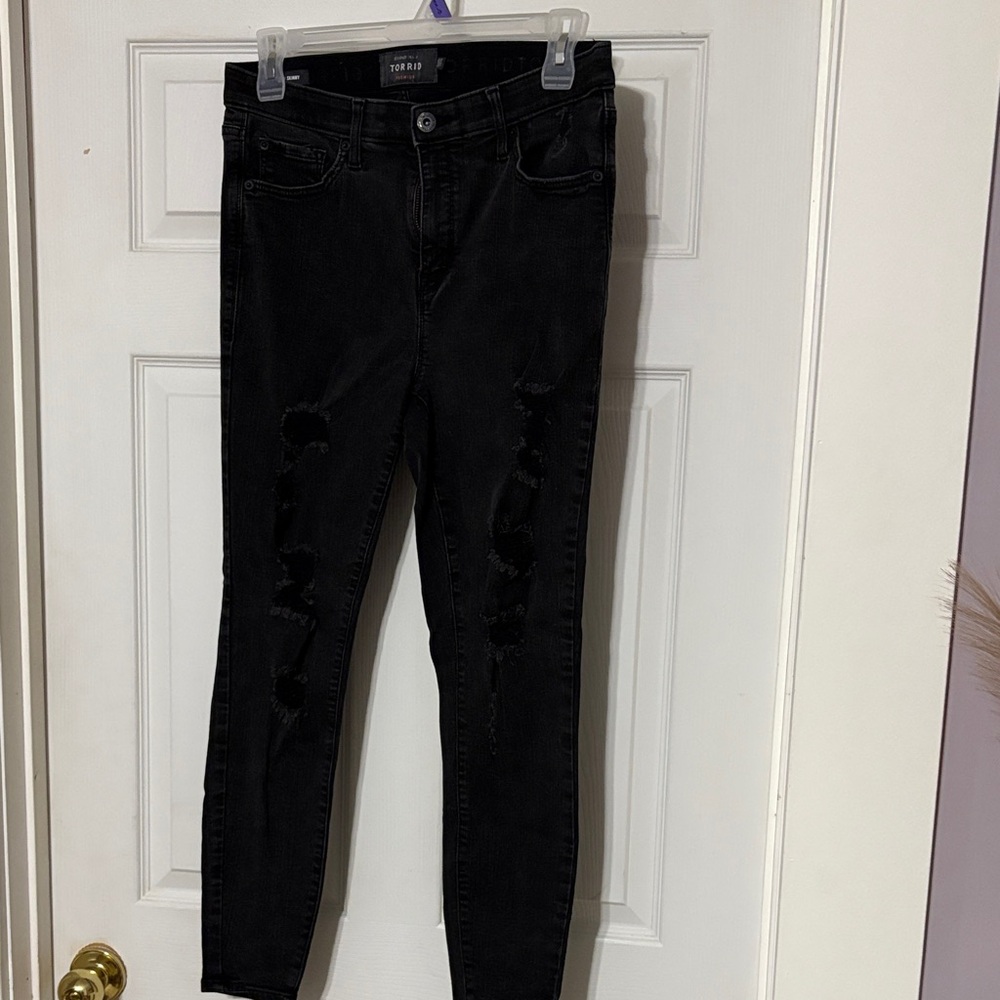 Torrid 14  Black Skinny Jeans with Distressed Details
